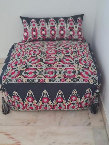 بيع قطعتين من البوفات المطرزة مع وسائد 70x70 سم - 2