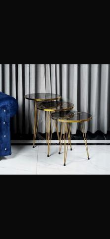 3 tables pour l'esthétique de vos maisons et salons modernes