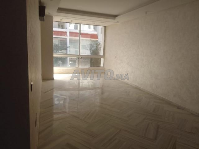 شقة للكراء فارغة ، في السيستا 5500 درهم