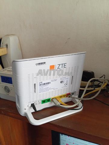 POINT D' ACCÈS WIFI