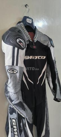 بدلة دراجة نارية جلدية قطعة واحدة GMOTO مقاس 46 - 2