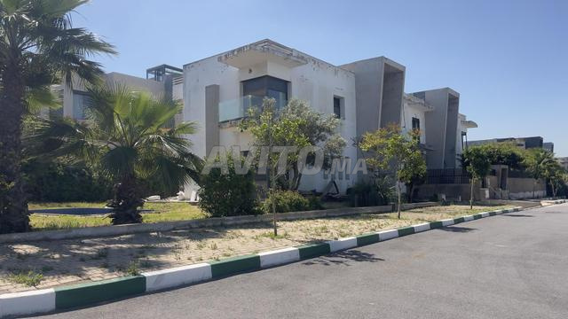Villa à vendre à Bouskoura