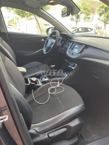 Opel Grandland Diesel Manuelle 2019 à Casablanca - 2