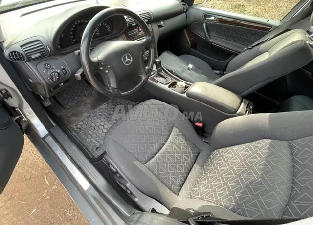 Mercedes-Benz 220 CDI