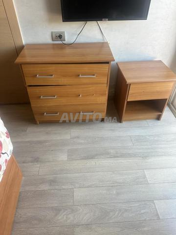 Lit 2m/1m20, 2 chevets, 1 commode, bureau - 2