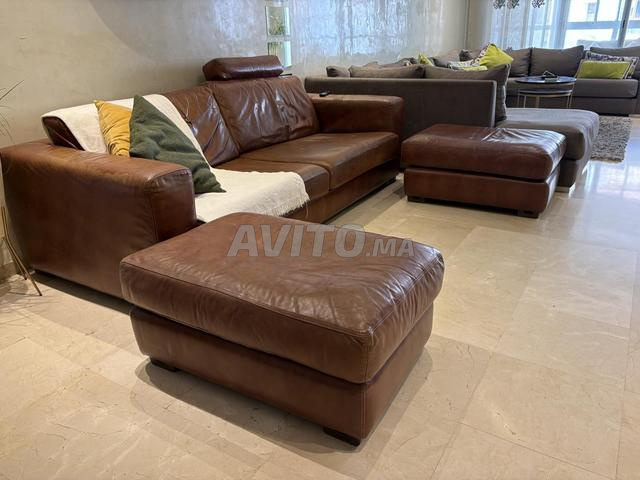 كنبة ROCHE BOBOIS – جلد أصلي فاخر ✨