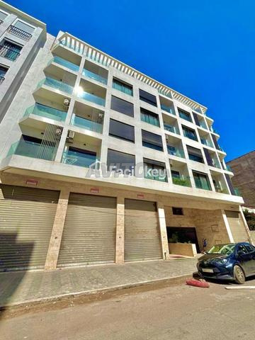 Studio de 64 m² à Casablanca