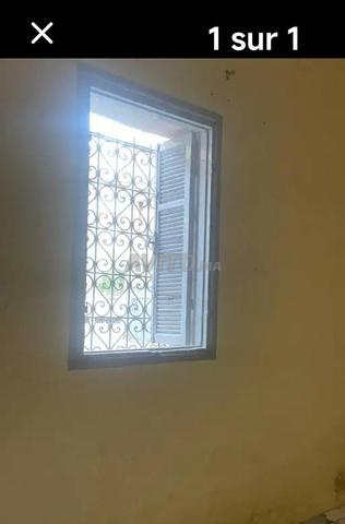 إيجار شقة بالطابق الأرضي