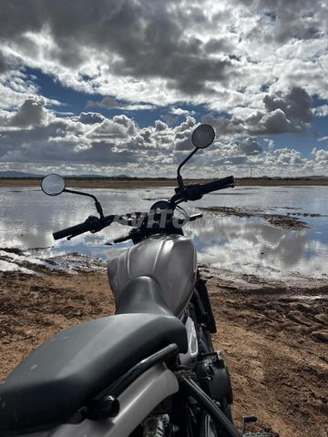 Royal Enfield Guerrilla 450 - 2