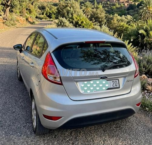 فورد فييستا ديزل يدوية 2010 في مكناس - 2