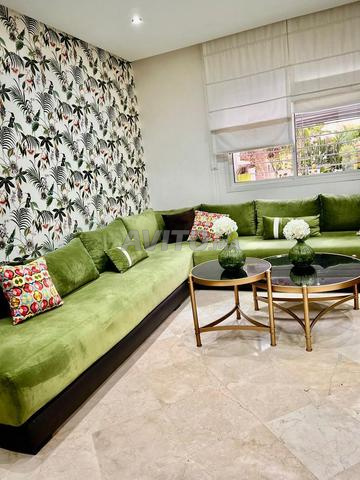 فيلا رائعة مفروشة للإيجار عين دياب - 2