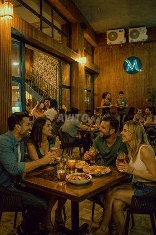 مقهى ومطعم فاخر للبيع - 2