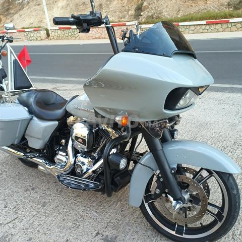 Harley Davidson Road Glide 1700 cc - 2