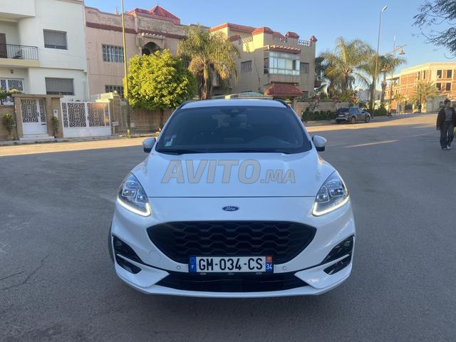 Ford Kuga Hybrid St-line dédouanée 2026