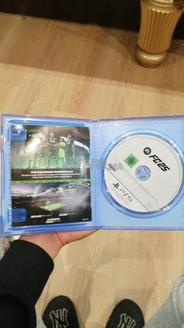 CD FC PS5 bon état ............. - 2