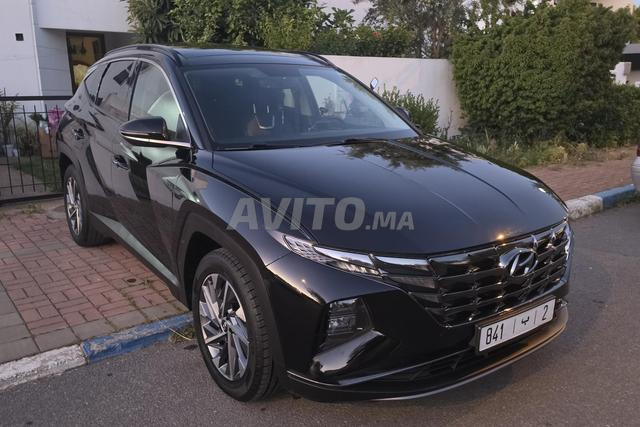 Hyundai Tucson full option - 2