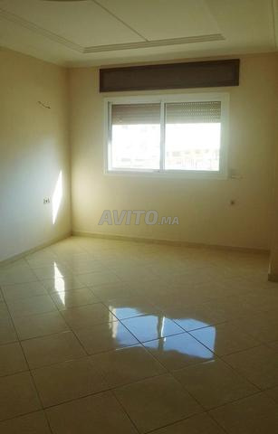 شقة مشمسة عند مفترق طرق مسنانة