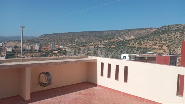 شقة للإيجار 100 متر مربع بأكادير - 2