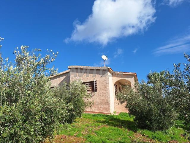 Particulier vend superbe ferme avec villa moderne