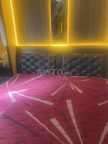 Lit de chambre à coucher avec matelas - 2