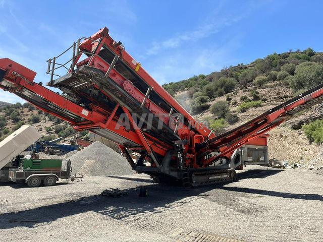 Crible 3 Etages Sandvik QA451