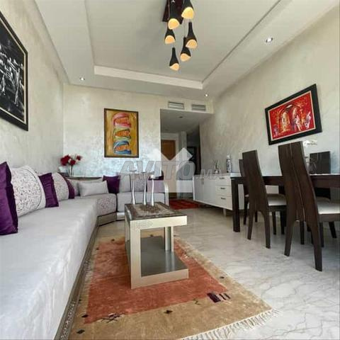 180587-بيع شقة بالدار البيضاء حي شارع دي بور