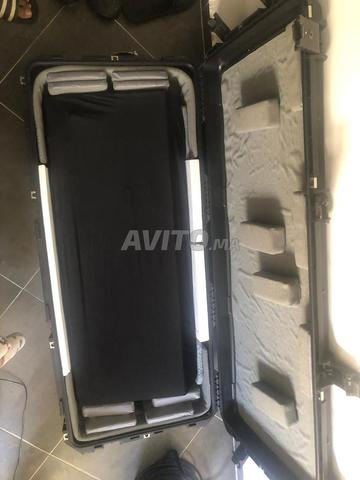 Piano Yamaha PSR-A5000 neuf, utilisé un seul mois - 2