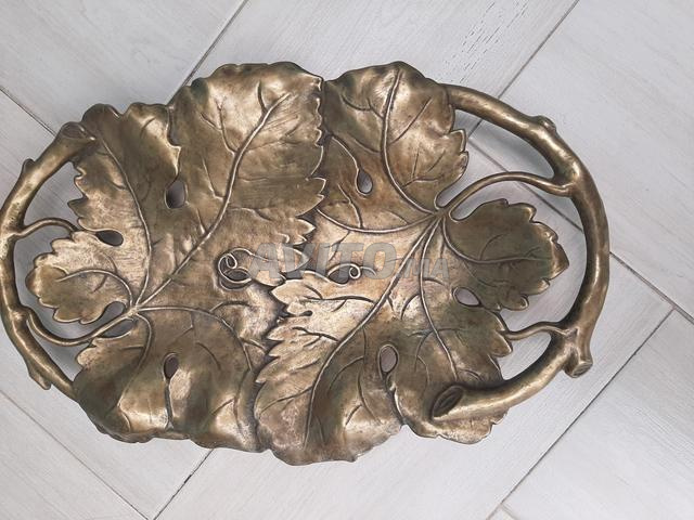 Plat en cuivre très ancien