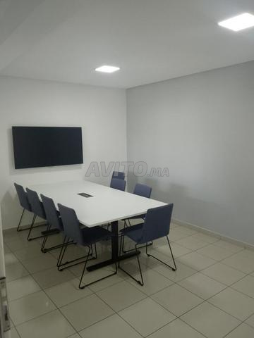 مكتب جديد مجهز بمساحة 96 متر مربع - 2