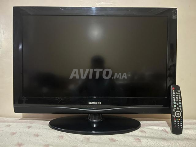 TV 32 POUCE SAMSUNG COMME NEUF HDMI-AV--USB--VGA