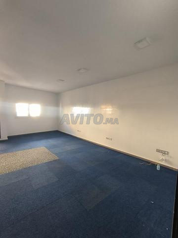 مكتب للكراء بمساحة 42 متر بالقرب من النجمة - 2