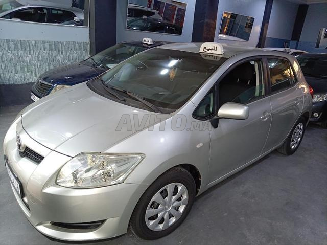 تويوتا أوريس بنزين المالك الأول