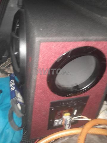 Amplificateur et récepteur radio