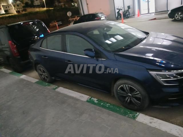 رينو سيدان موديل ديسمبر 2022