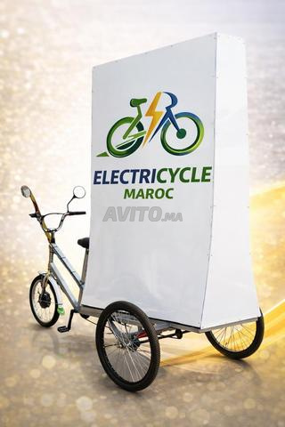 Vélo publicitaire tricycle