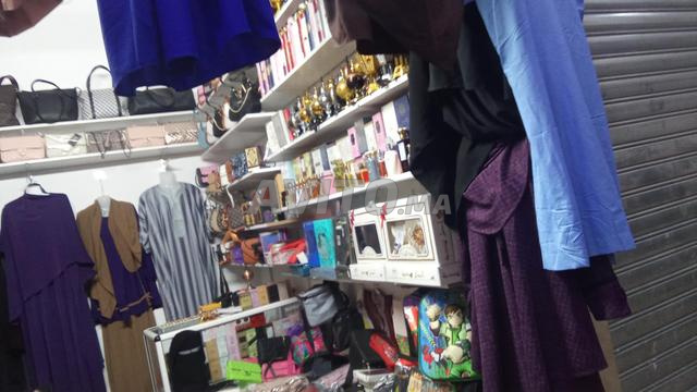 Celui qui souhaite reprendre un local commercial avec sa marchandise, qu'il soit le bienvenu. - 2