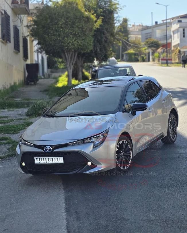 TOYOTA COROLLA S HYBRIDE 