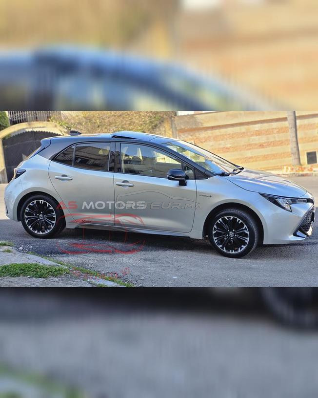 TOYOTA COROLLA S HYBRIDE 