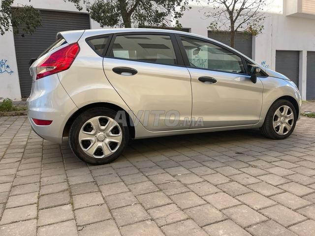 FORD FIESTA 52.000 KM ESSENCE - 2