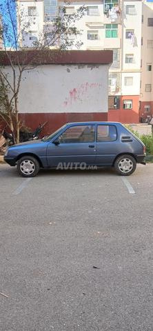 Peugeot 205 deux portes télécommande édition spéciale