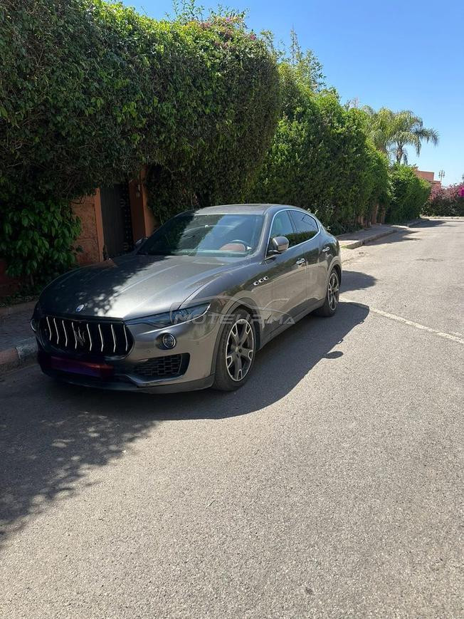 maserati levante 