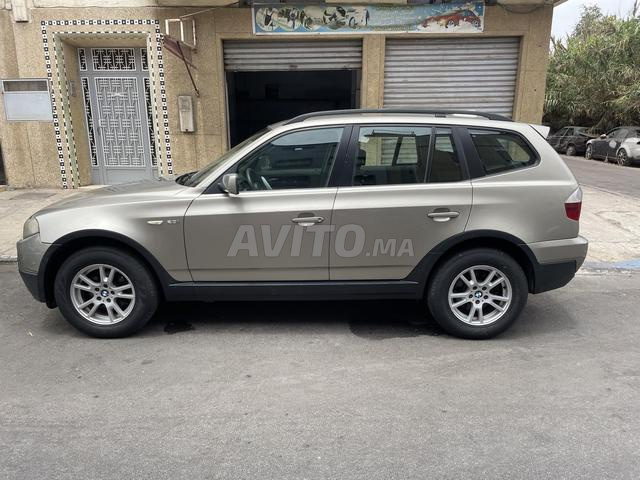 BMW X3 essence 2l 4 cylindres
