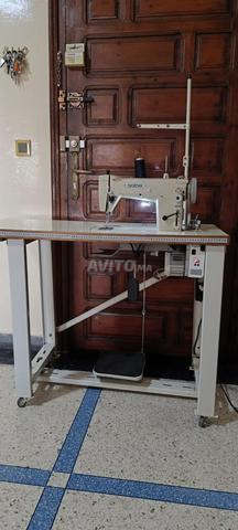ماكينة خياطة صامتة صنع ألماني. السعر ثابت. - 2