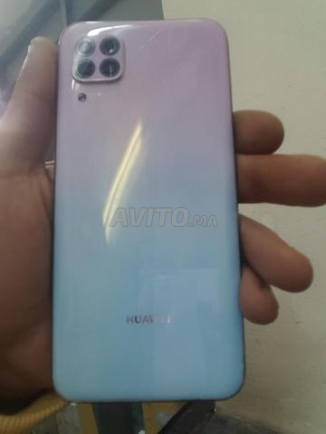 128 Go. 8 Go RAM - 2