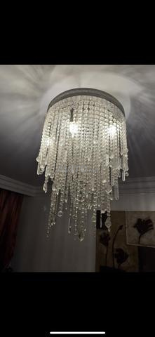 ثريا أنيقة جداً