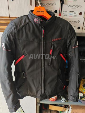 سترة دراجة نارية بيرينج (S)