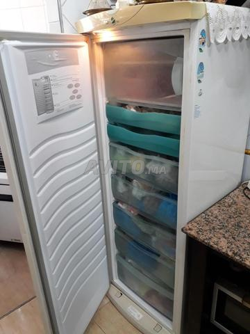 Congélateur vertical Whirlpool - 2