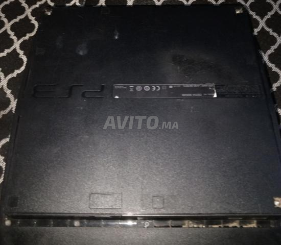 Playstation 3, 16 jeux, avec deux manettes - 2