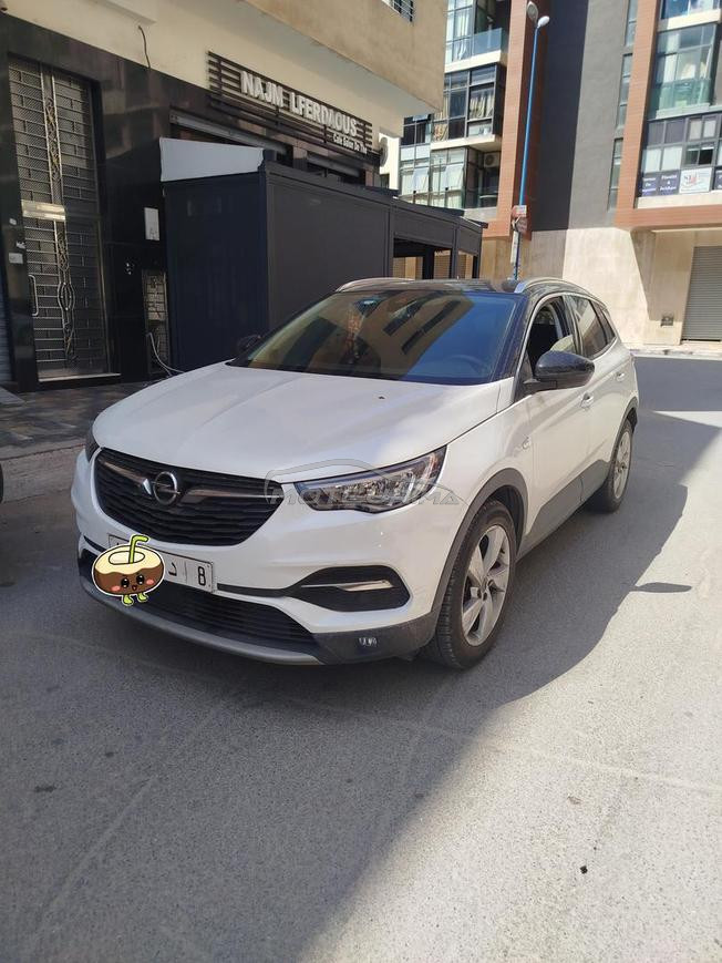Opel grandland première main 