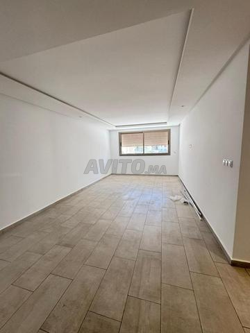 Appartement 2 ch vide à louer à Maârif Extension